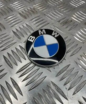 BMW 2 F46 Manufacturer badge logo/emblem 8219237