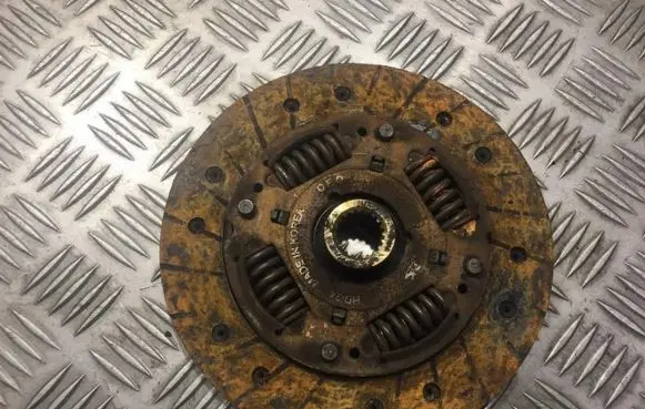 Hyundai Accent Clutch pressure plate 