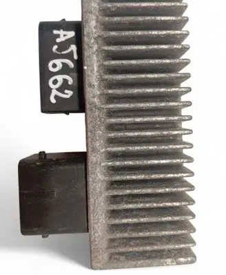 Nissan X-Trail T32 Other relay 271206395R
