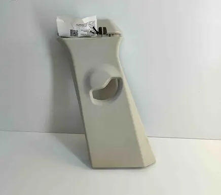 (B) pillar trim (bottom)