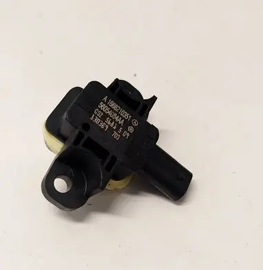 Mercedes-Benz A W176 Airbag deployment crash/impact sensor A1668210351 56054084AA