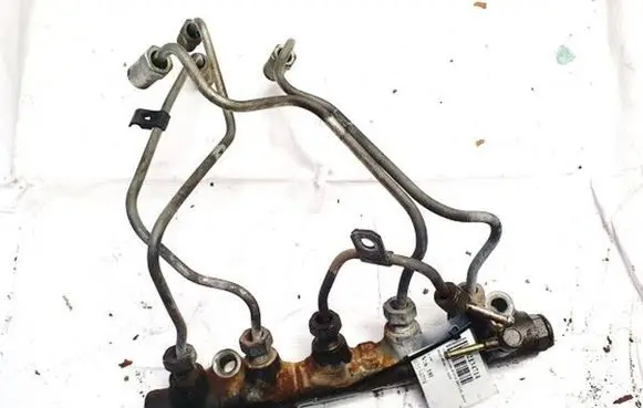 Toyota RAV 4 (XA20) Fuel main line pipe 