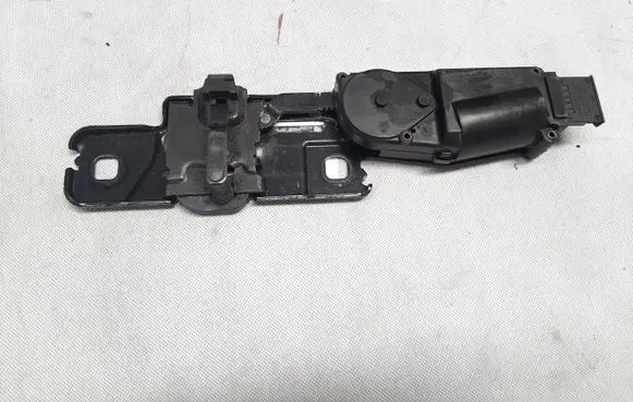 Tailgate/trunk/boot lock/catch/latch