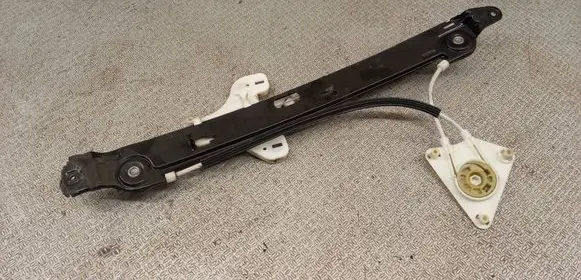 Seat Altea XL Rear window lifting mechanism without motor 