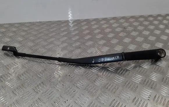 KIA Ceed Front wiper blade arm F00S51F047 F088D226BKT D226BKT