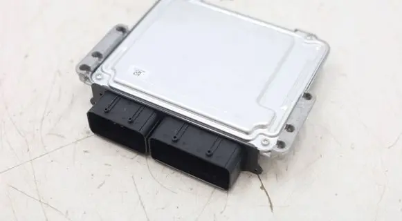 Peugeot 208 Engine control unit/module 9838217080 9851331280 0261S105H6