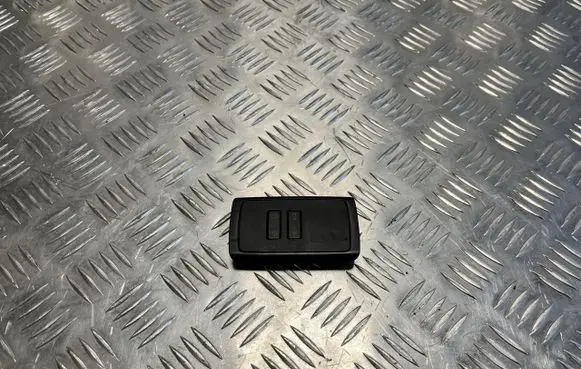 Dacia Sandero III Ignition key/card PU18658