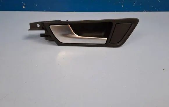 Audi Q5 SQ5 Rear door interior handle 8R0839019