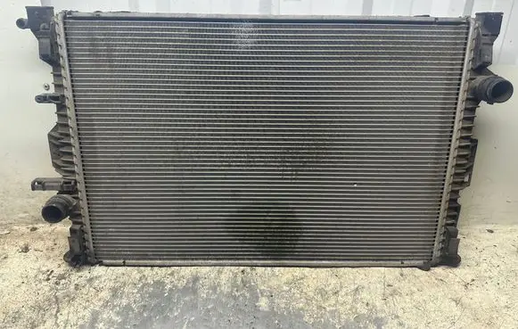 Ford Mondeo MK IV Coolant radiator