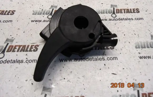Mercedes-Benz S W220 Engine bonnet (hood) release handle A2208100551