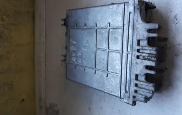 Audi A4 S4 B6 8E 8H Engine control unit/module 0281001438439