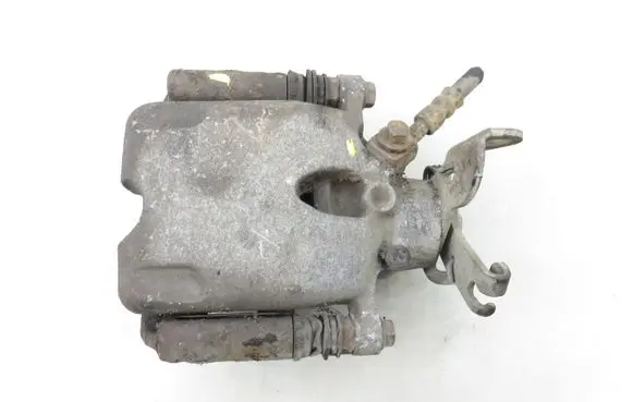 Opel Insignia A Rear brake caliper 