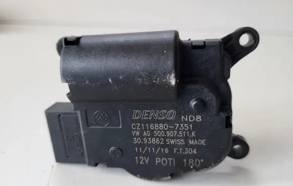 Skoda Superb B8 (3V) A/C air flow flap actuator/motor 5Q0907511K
