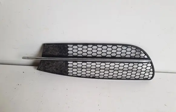 Alfa Romeo 147 Quarter panel pressure vent 46557853
