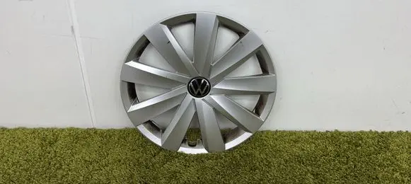 Volkswagen PASSAT B8 R16 wheel hub/cap/trim 3g0601147