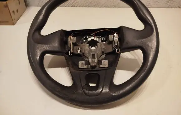 Renault Kangoo II Steering wheel 6228945