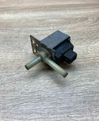 Audi 80 90 S2 B4 Vacuum pump AUDI80VACUUM