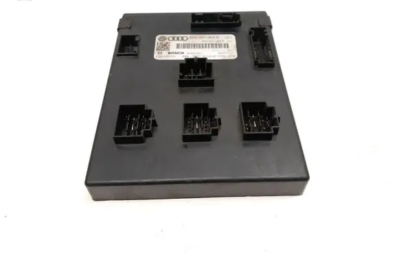 Audi A4 S4 B8 8K Comfort/convenience module 8K0907063B 03021001 8K0907063