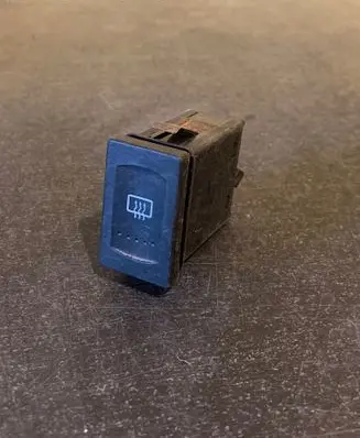 Volkswagen PASSAT B6 Windscreen/window heater switch 3B0959621C