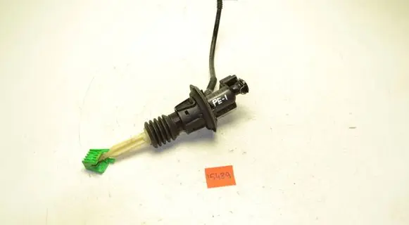 Peugeot Expert Clutch master cylinder 9809425480
