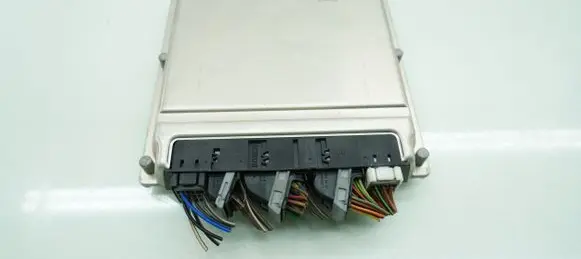Chrysler Crossfire Engine control unit/module ECU A1121538379