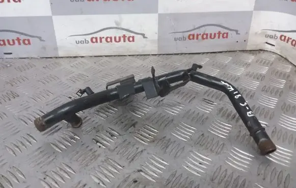 Volkswagen PASSAT B5 Engine coolant pipe/hose P28121065S
