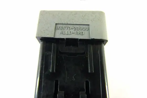 Hyundai Santa Fe Headlight level height control switch 933702B900