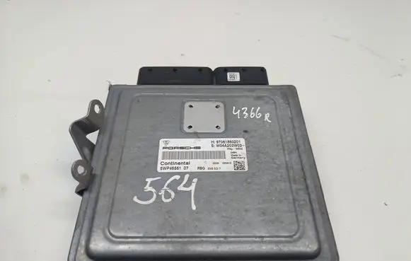 Engine ECU kit and lock set