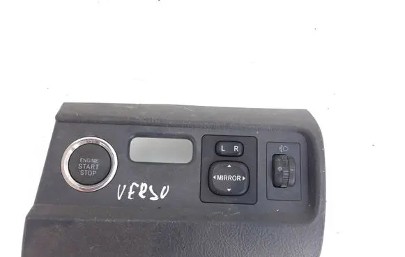 Engine start stop button switch