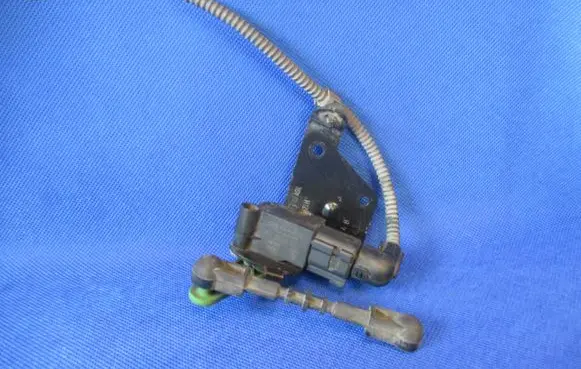 Volkswagen T-Roc Headlight/headlamp level sensor 5Q0907503 304097 H02800H7