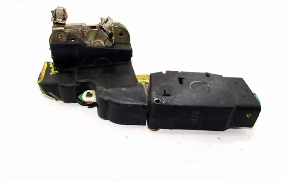 Mitsubishi Carisma Front door lock