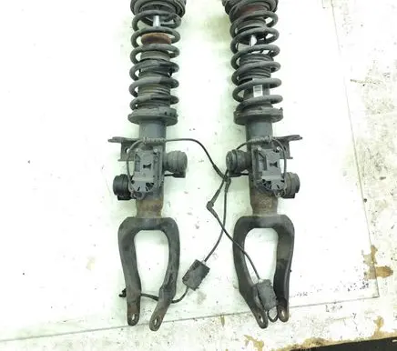 BMW 5 F10 F11 Front shock absorber with coil spring 6796857 F10V078V 10541310