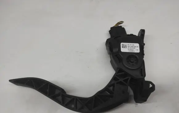Audi A4 S4 B8 8K Accelerator throttle pedal 8K1721523 6PV00950500