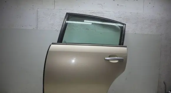 Citroen C4 I Rear door 