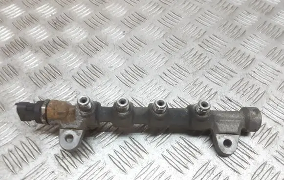 Opel Insignia A Fuel main line pipe 0445214221