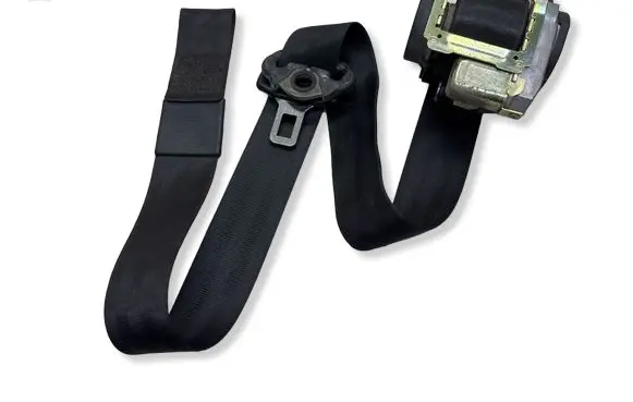 Audi A3 S3 8P Front seatbelt 8P3857706B