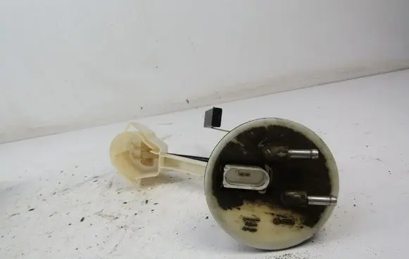 Volkswagen PASSAT B5 Fuel level sensor 