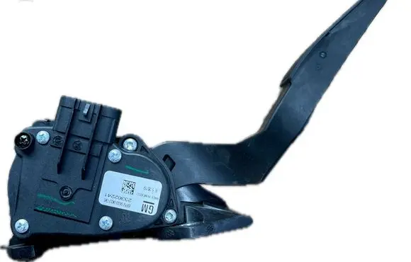 GMC Yukon Pedal assembly 84710340
