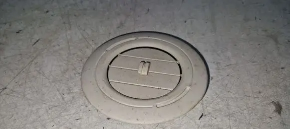 Chrysler Grand Voyager V Dash center air vent grill