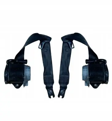 Rear seatbelt
