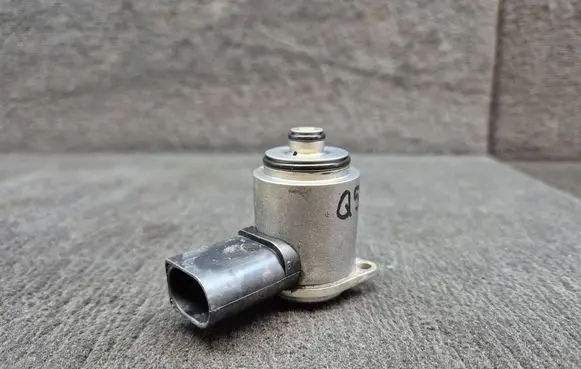 Audi Q5 SQ5 Hydraulic servotronic pressure valve 8E1998317A 4F0998317