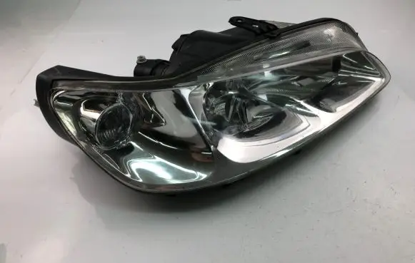 Mitsubishi Carisma Headlight/headlamp MR179500