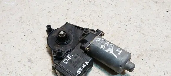 Mitsubishi Space Star Front door window regulator motor 0130821653 105683104