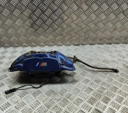BMW 2 F44 Front brake caliper 6879853