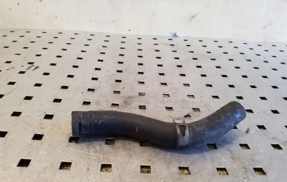 Mitsubishi Pajero Engine coolant pipe/hose