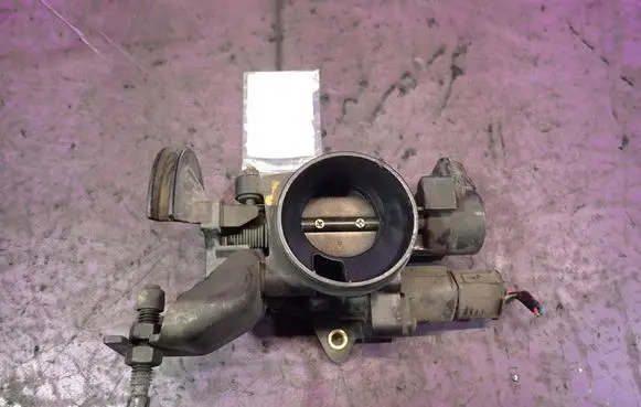 Citroen C1 Throttle body valve 