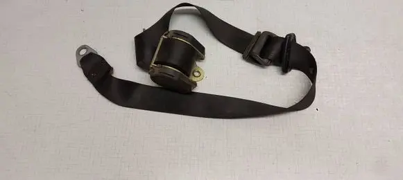 Volkswagen II LT Front seatbelt 2018680222