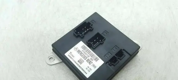 Mercedes-Benz E W211 Comfort/convenience module 2115452132