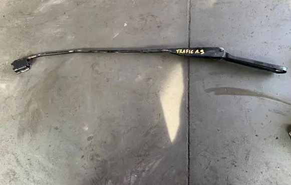 Renault Trafic II (X83) Front wiper blade arm 7700311582