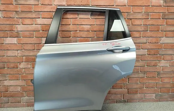 Rear door